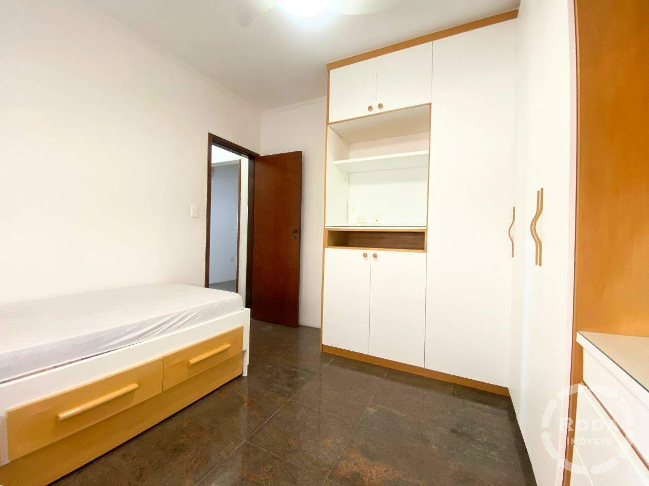 Apartamento à venda no Ponta da Praia: QUARTO 2