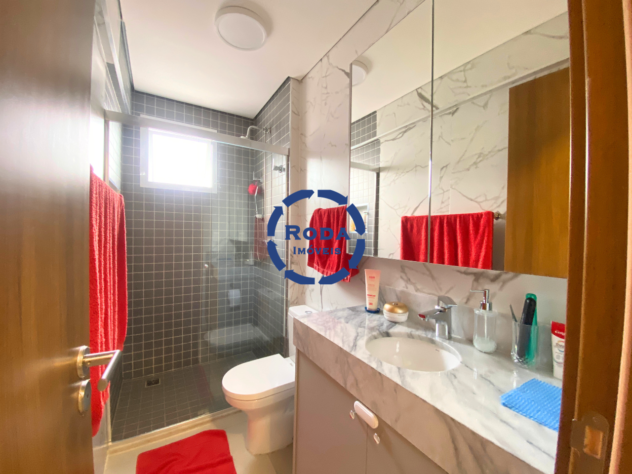 Apartamento à venda no Boqueirão: BANHEIRO