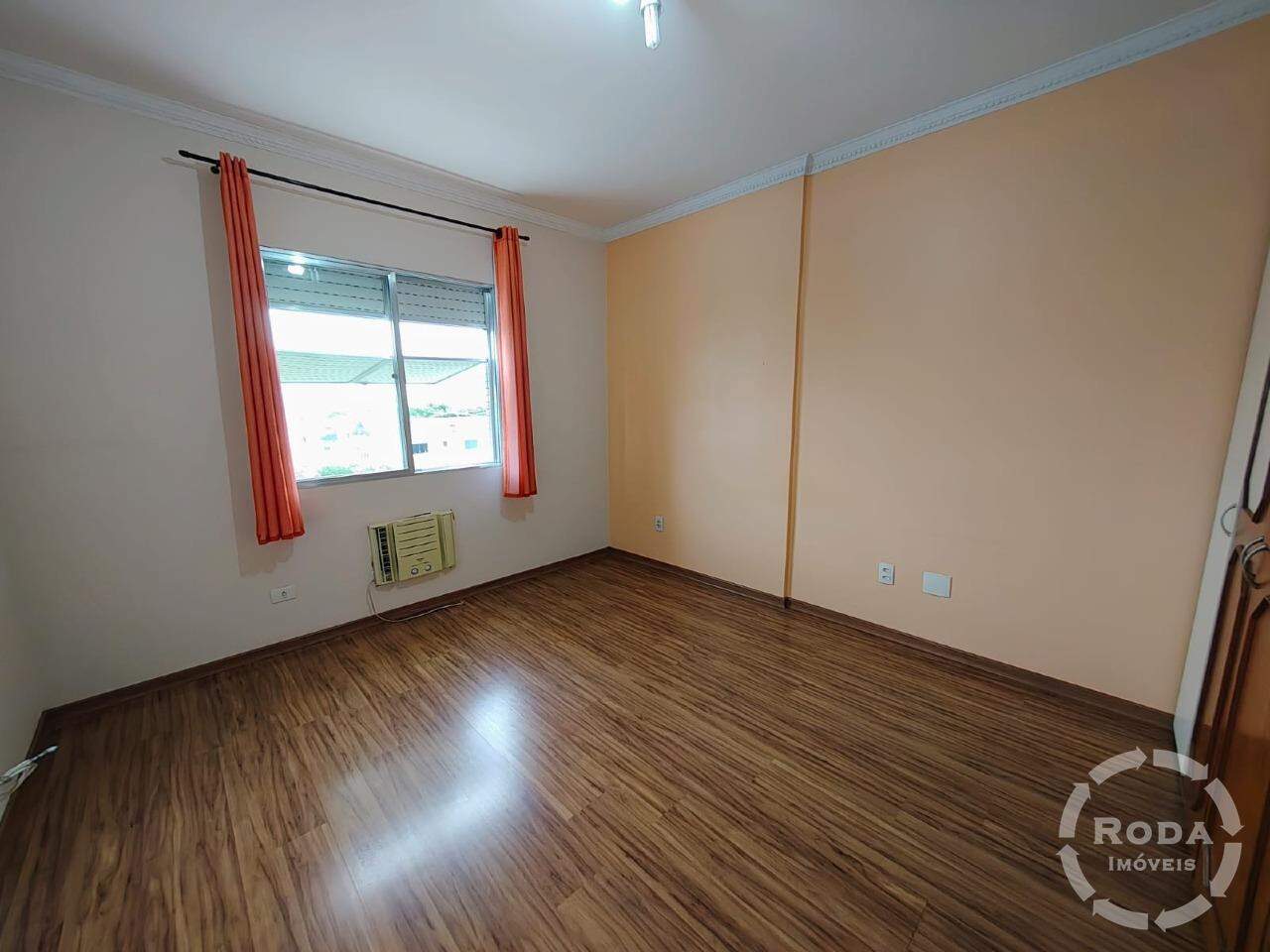 Apartamento à venda no Embaré: 
