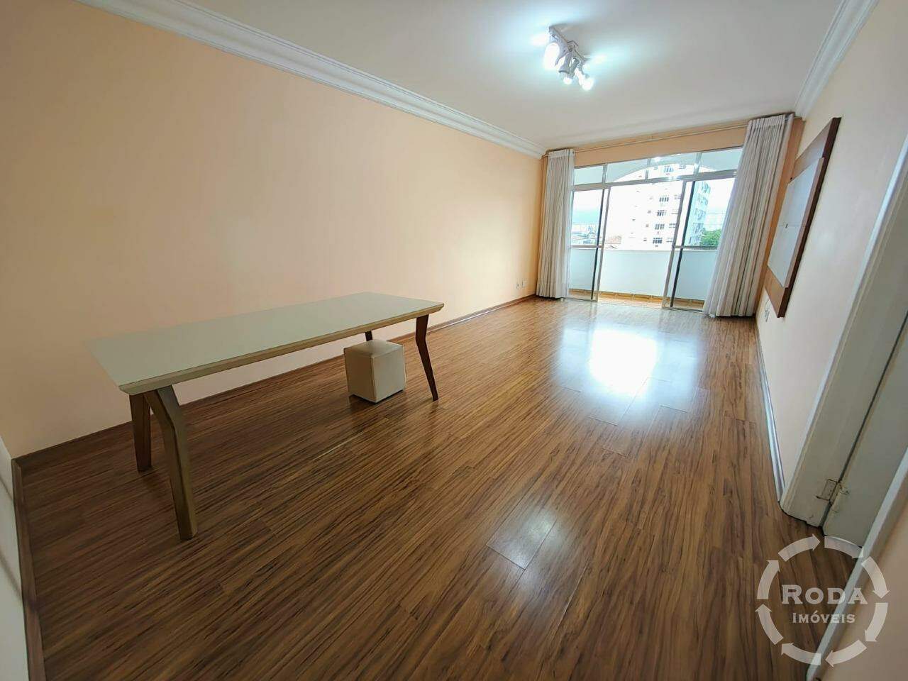 Apartamento à venda no Embaré: 