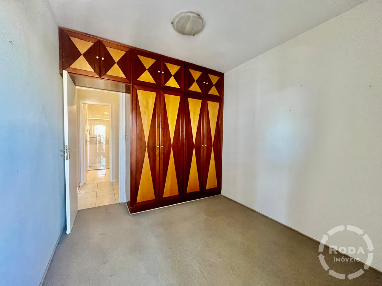 Apartamento à venda no Ponta da Praia: 
