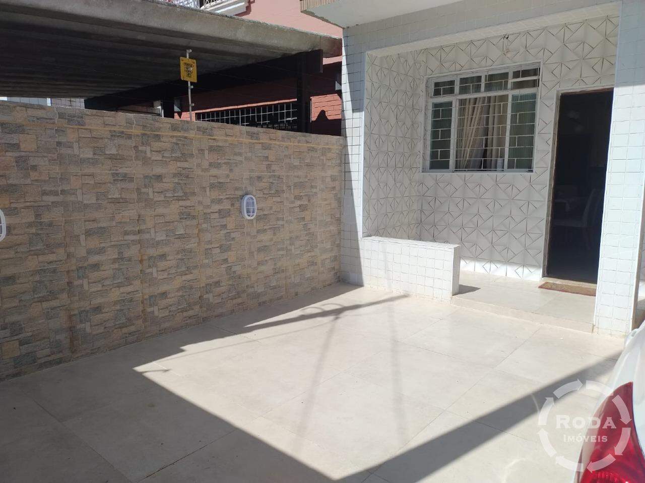 Sobrado à venda no Embaré: 