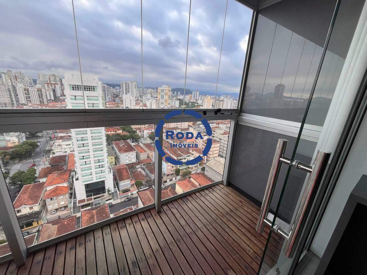 Apartamento à venda no Embaré: 