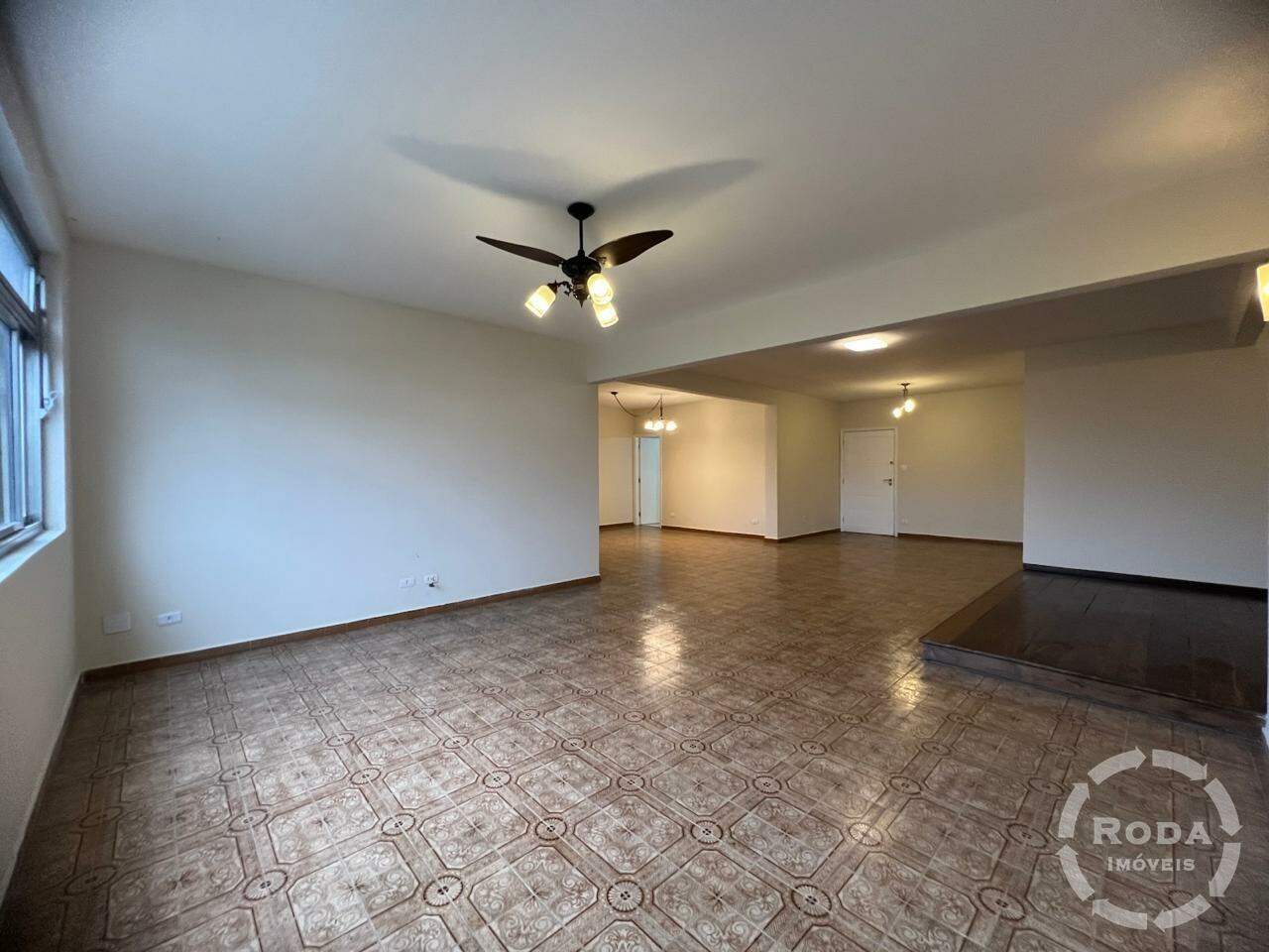 Apartamento à venda no Embaré: 