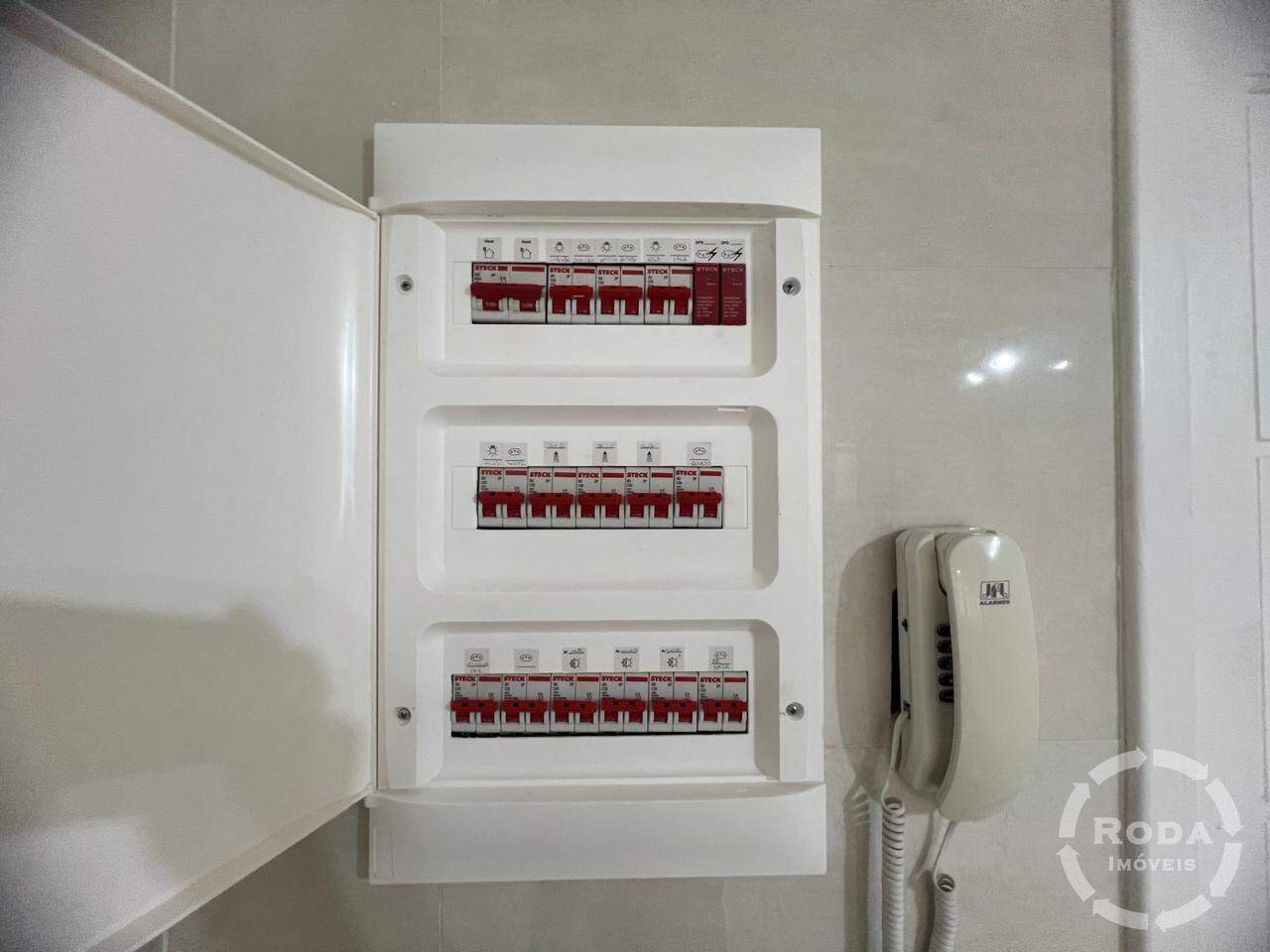 Apartamento à venda no Embaré: 