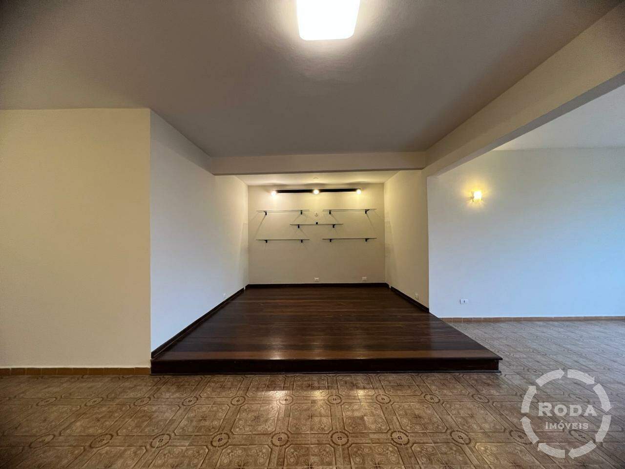 Apartamento à venda no Embaré: 