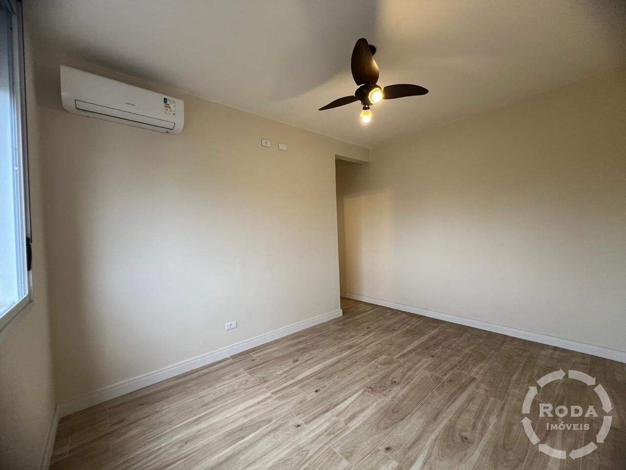 Apartamento à venda no Embaré: 