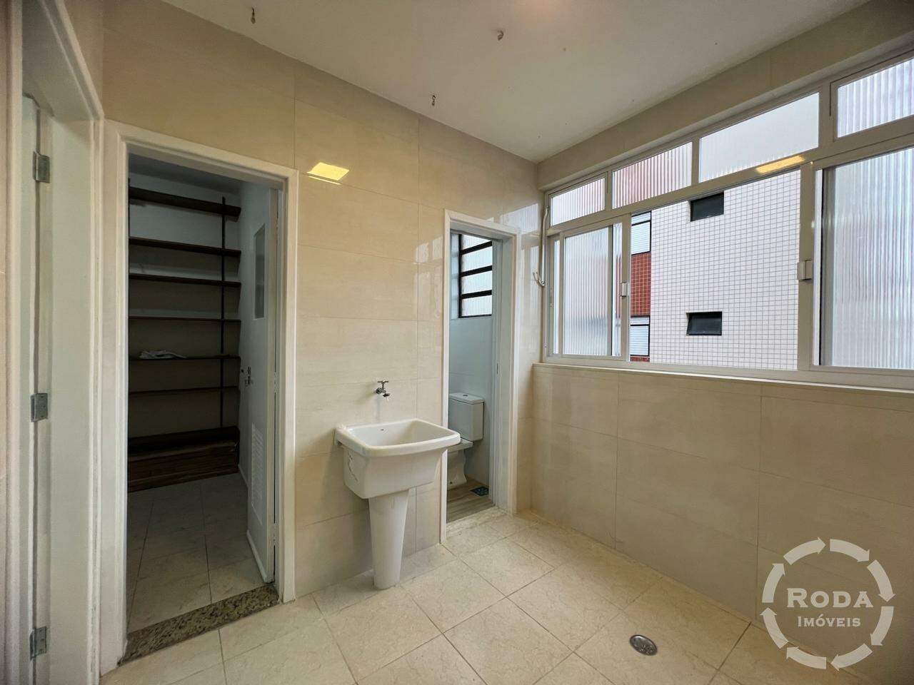 Apartamento à venda no Embaré: 