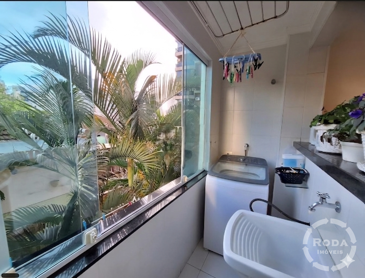 Apartamento à venda no Embaré: 