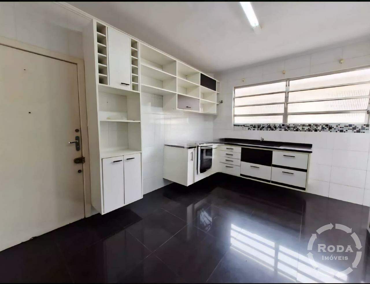Apartamento à venda no Embaré: 