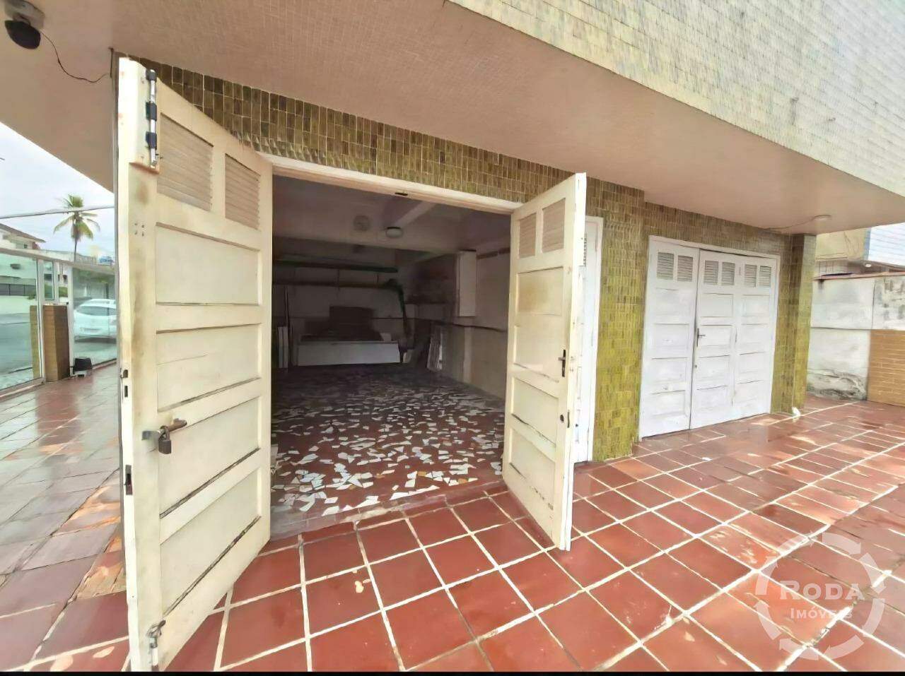 Apartamento à venda no Embaré: 