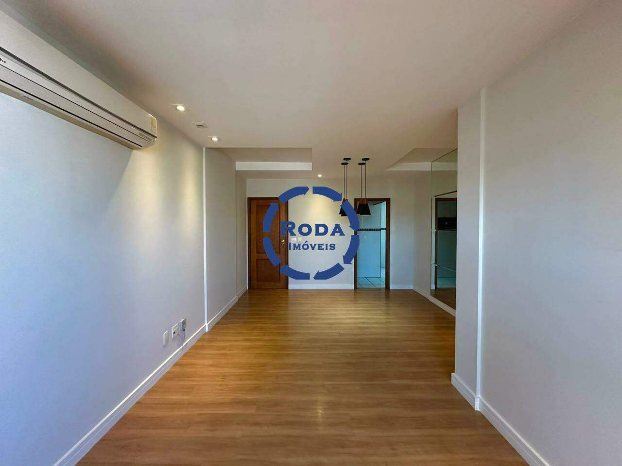 Apartamento à venda no Embaré: 