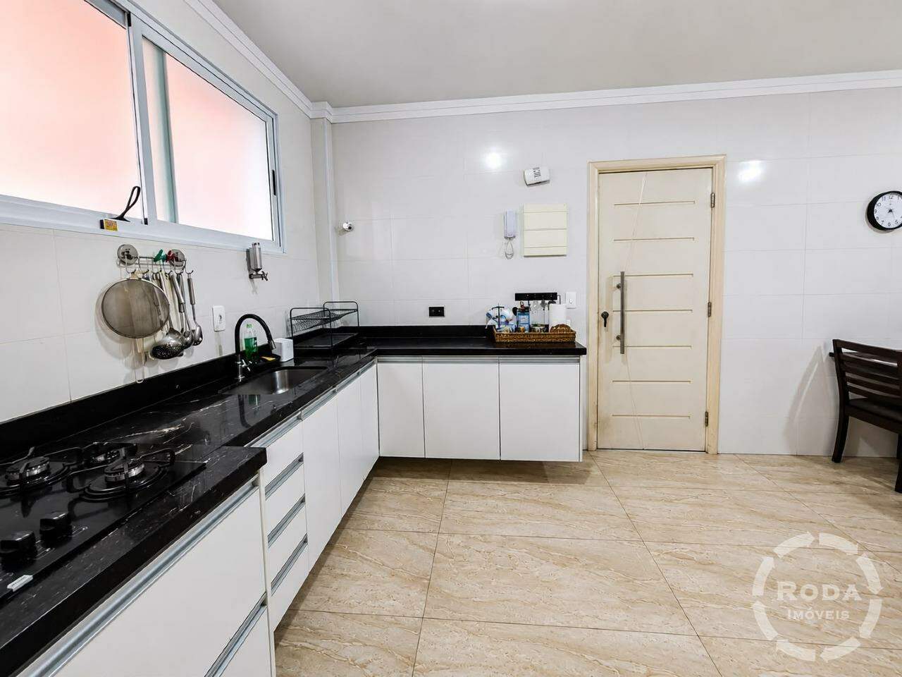 Apartamento à venda no Ponta da Praia: 