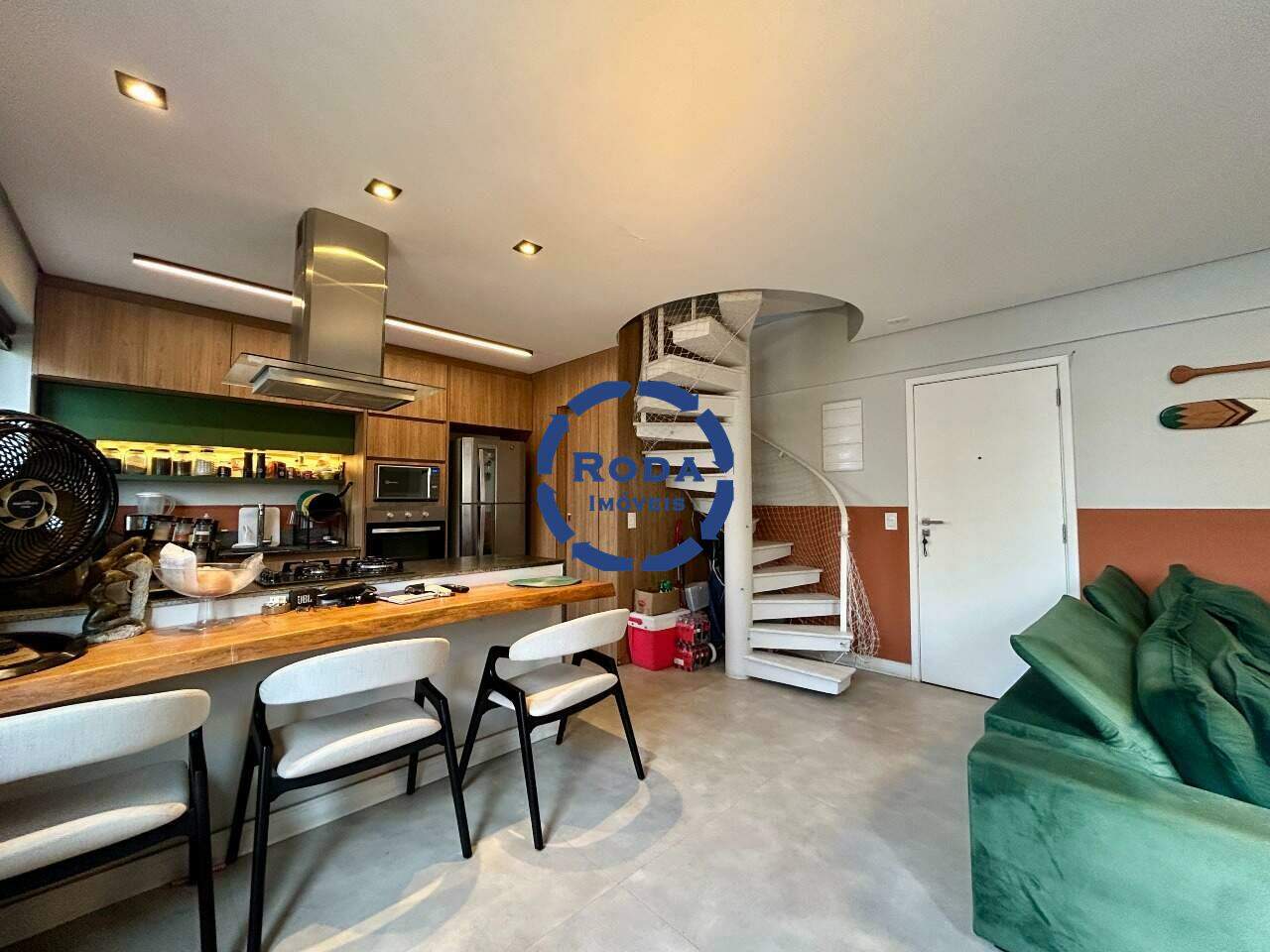 Apartamento à venda no Ponta da Praia: 