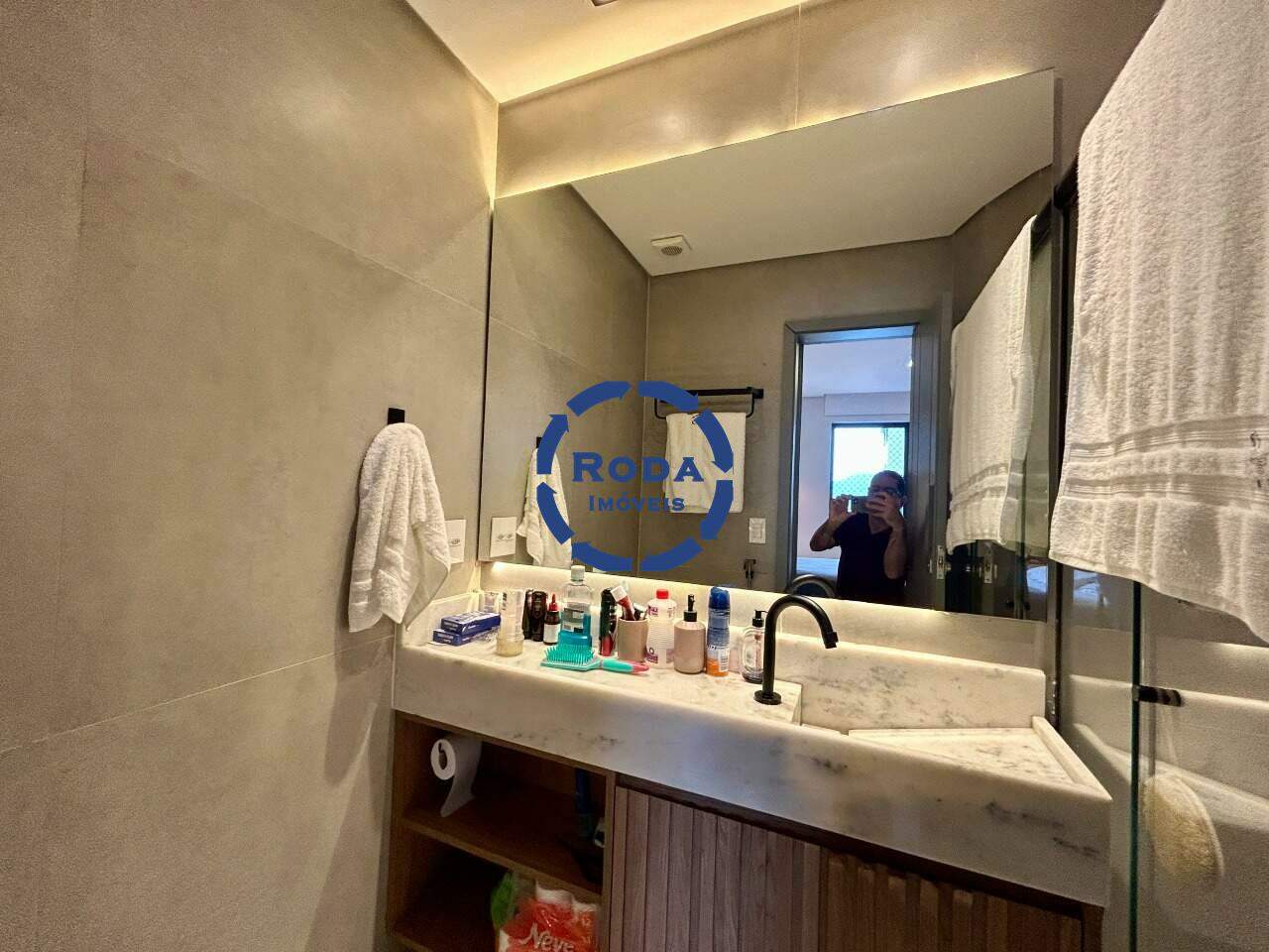 Apartamento à venda no Ponta da Praia: 