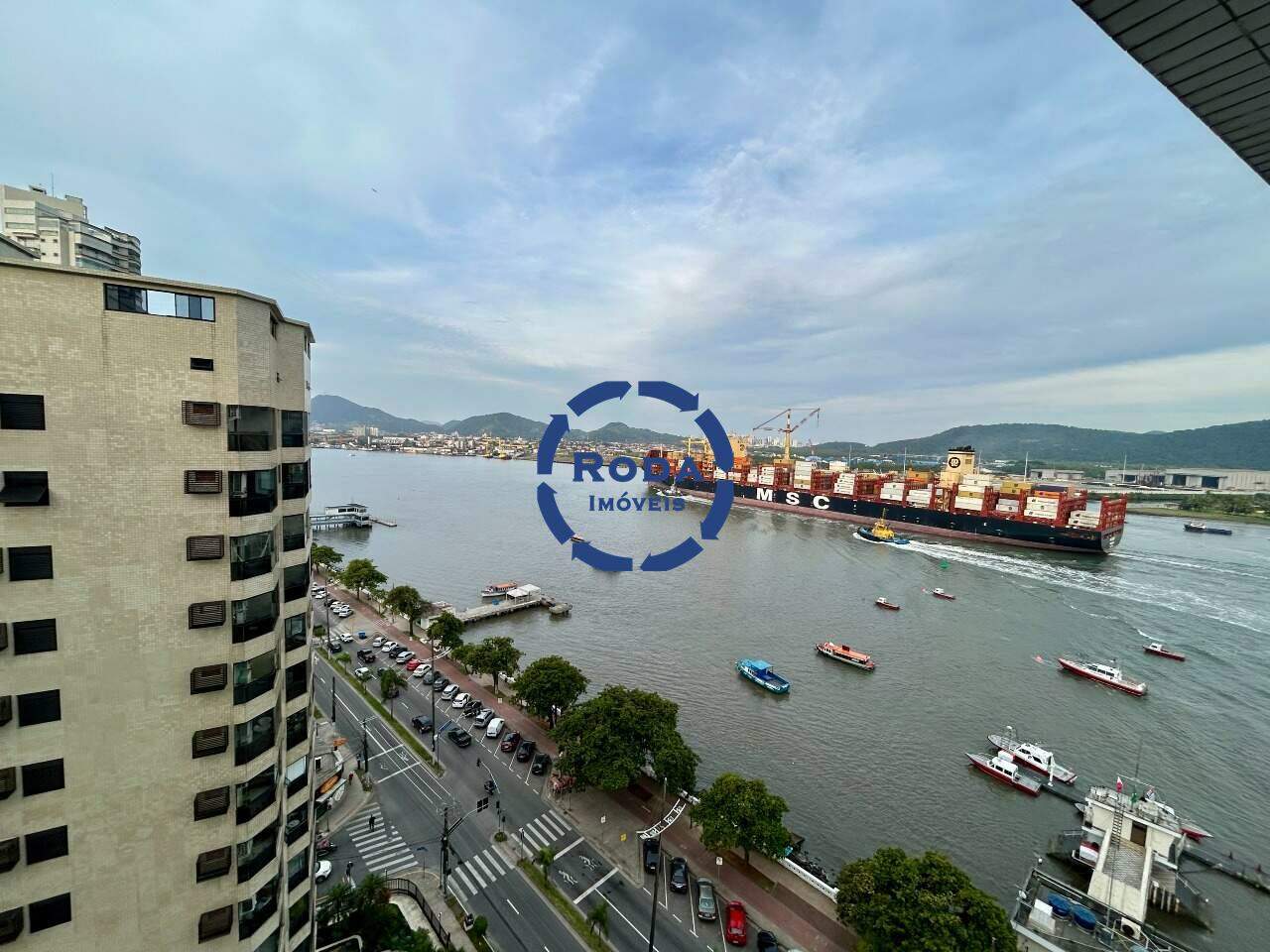 Apartamento à venda no Ponta da Praia: 