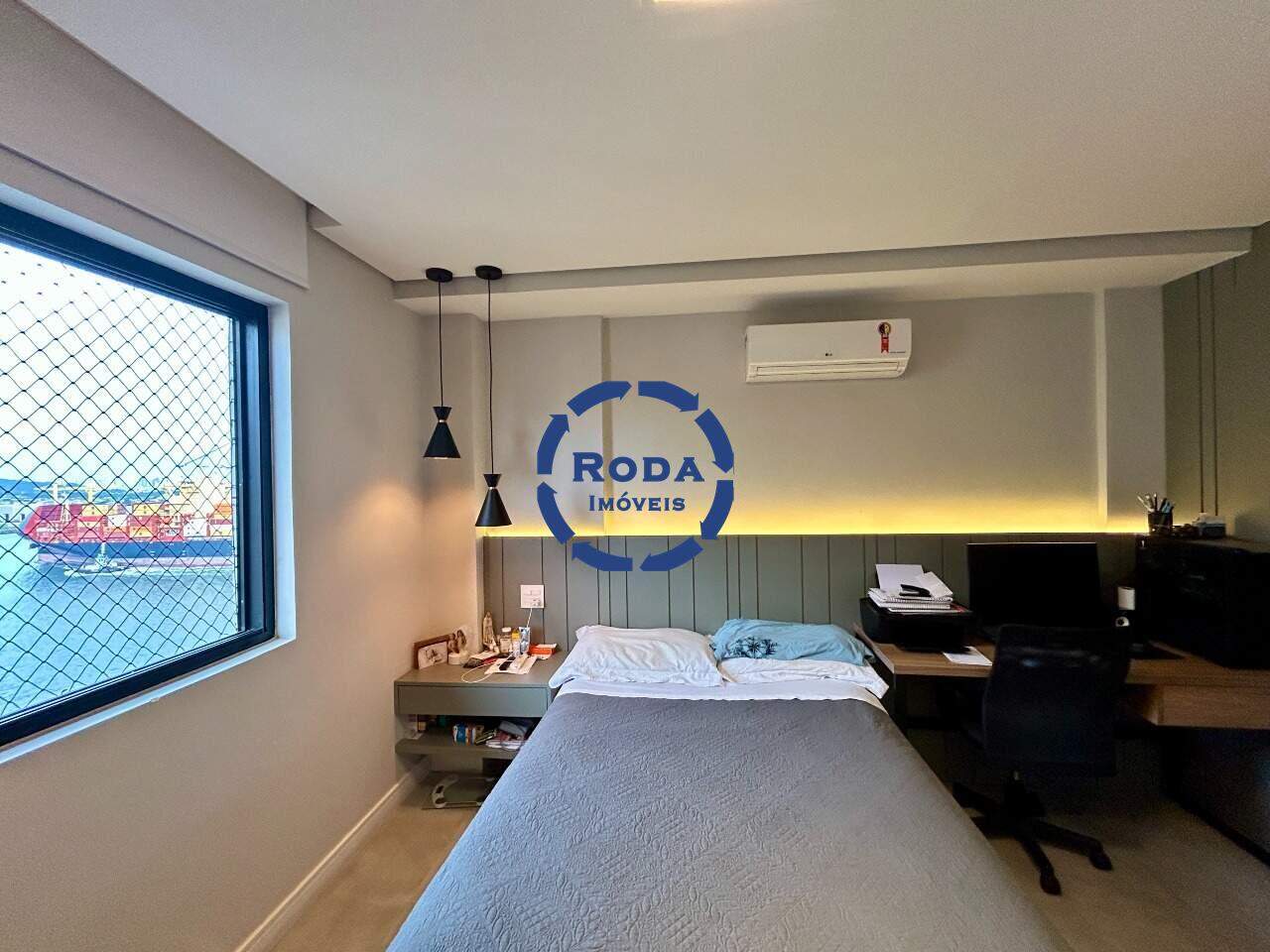Apartamento à venda no Ponta da Praia: 