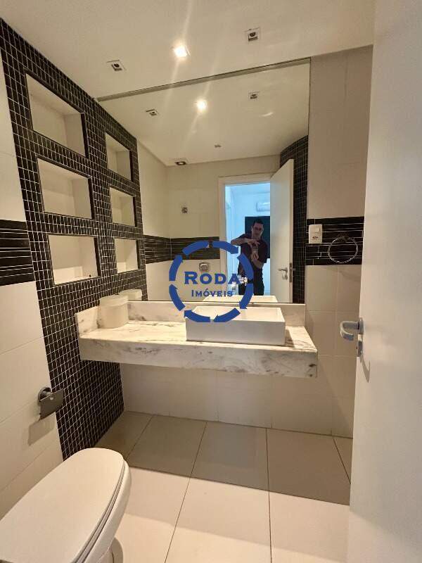 Apartamento à venda no Ponta da Praia: 