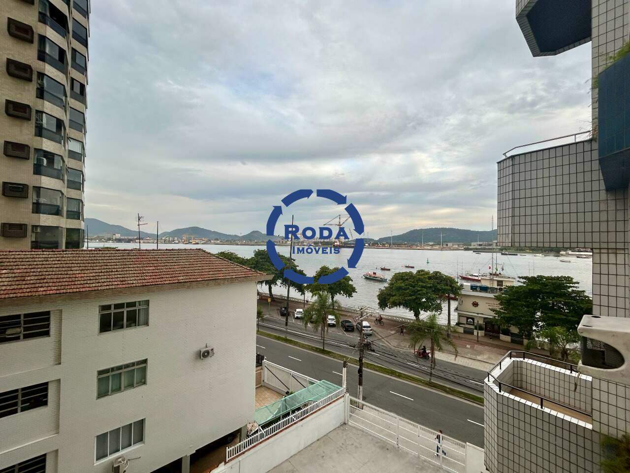 Apartamento à venda no Ponta da Praia: 