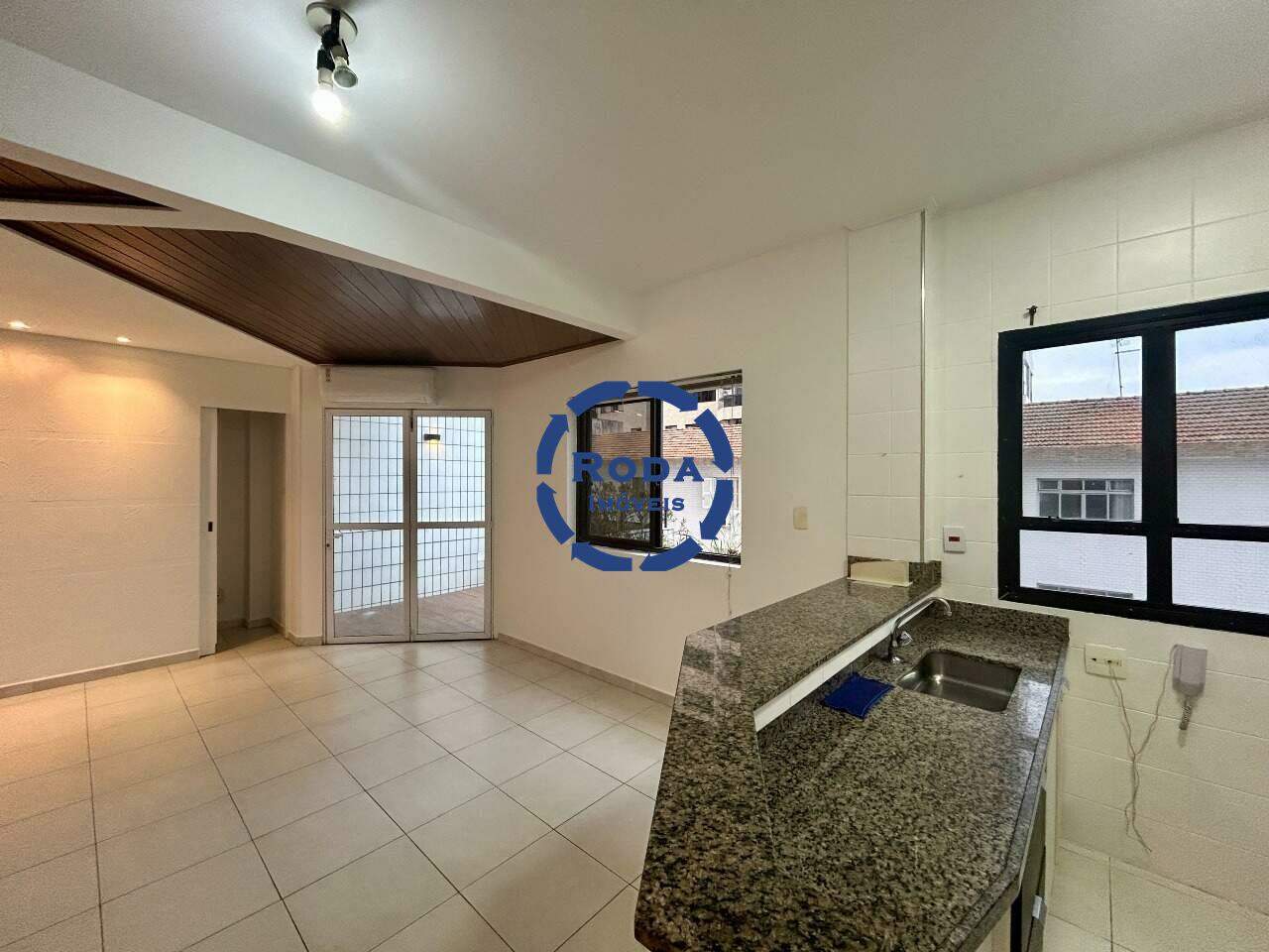 Apartamento à venda no Ponta da Praia: 