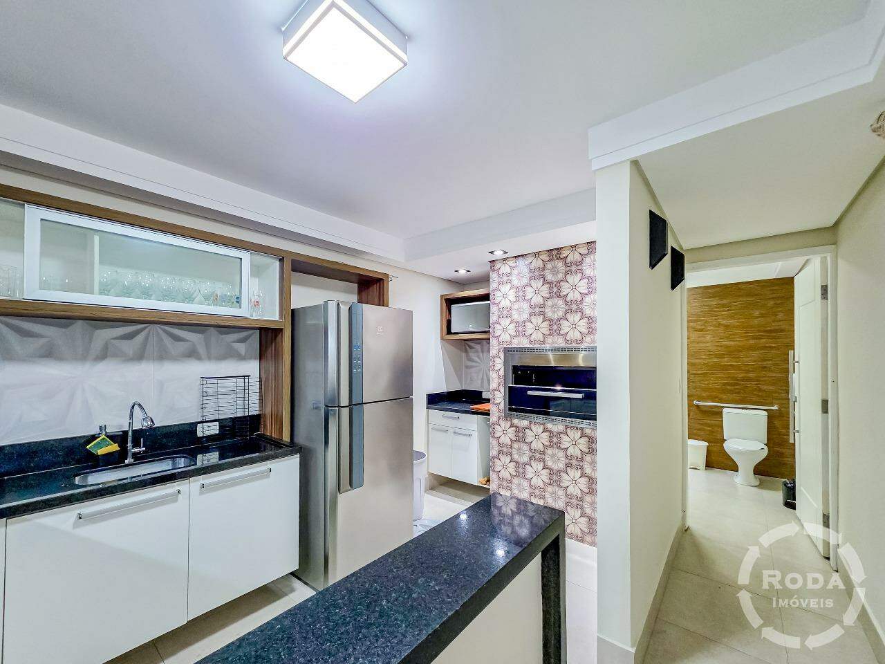 Apartamento à venda no Ponta da Praia: 