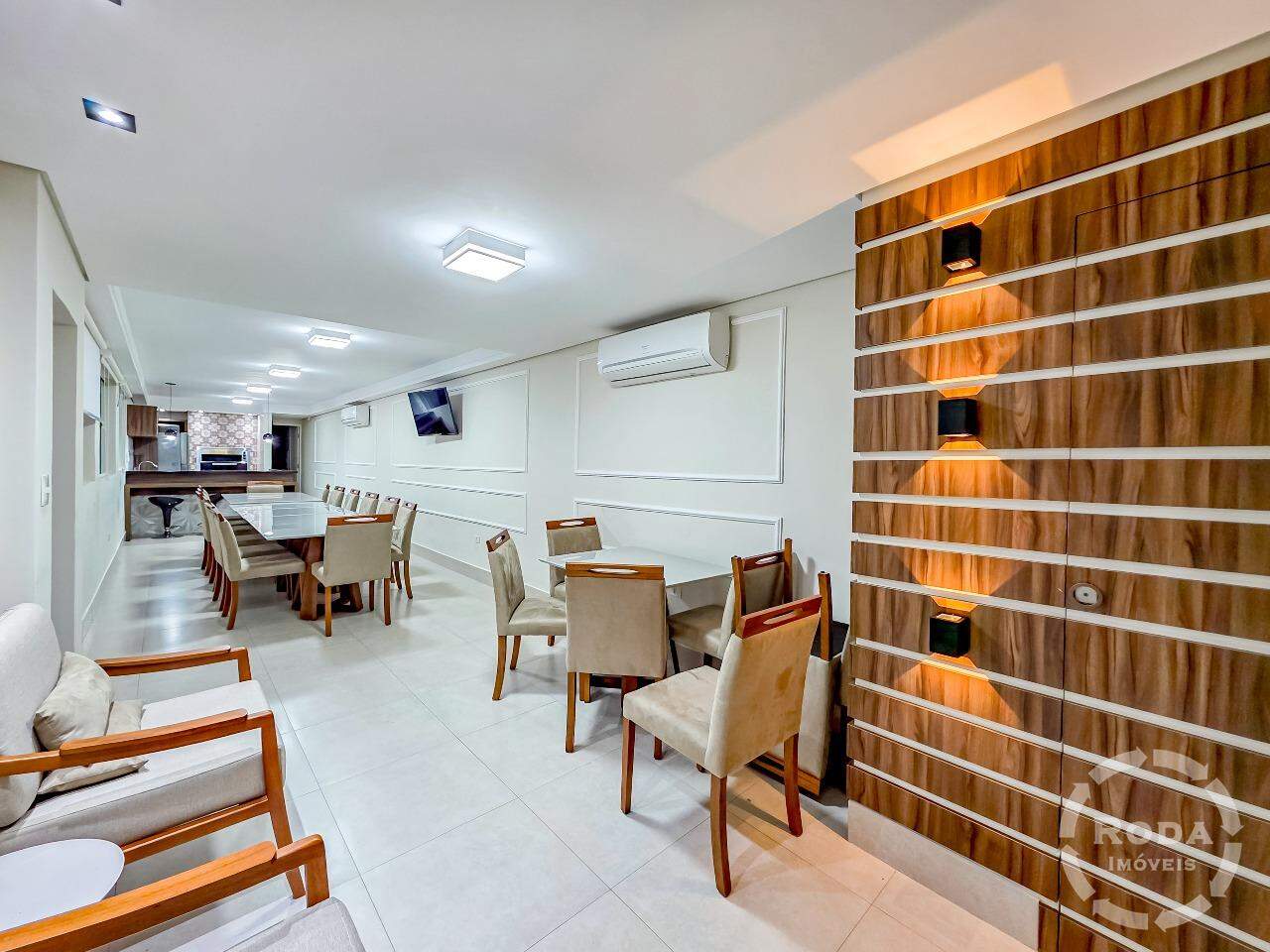 Apartamento à venda no Ponta da Praia: 