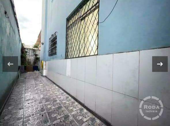 Apartamento Térreo à venda no Embaré: 