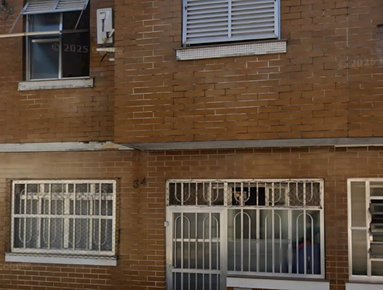Sobrado Geminado à venda no Macuco: 