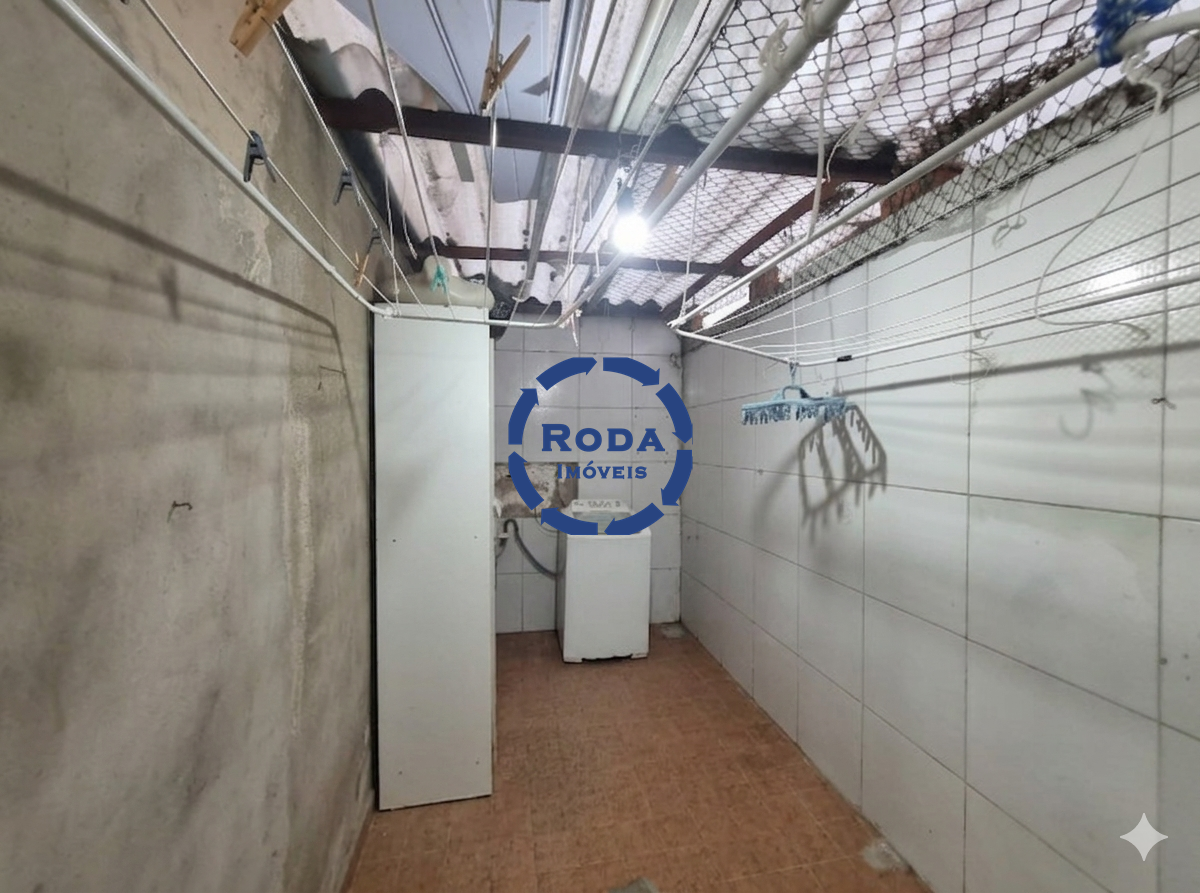Sobrado Geminado à venda no Macuco: 