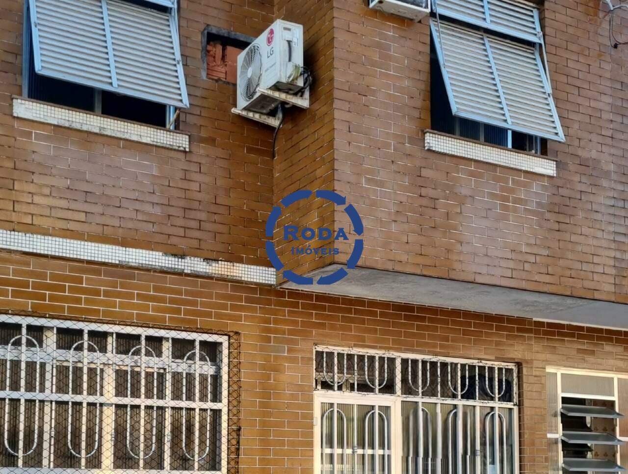 Sobrado Geminado à venda no Macuco: 