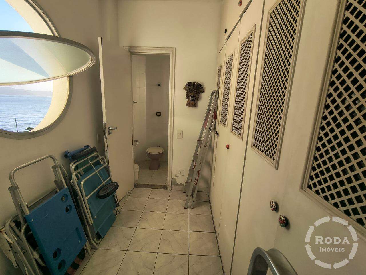 Apartamento à venda no Ponta da Praia: 