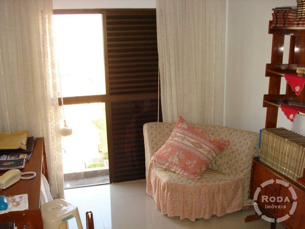 Apartamento à venda no Embaré: 
