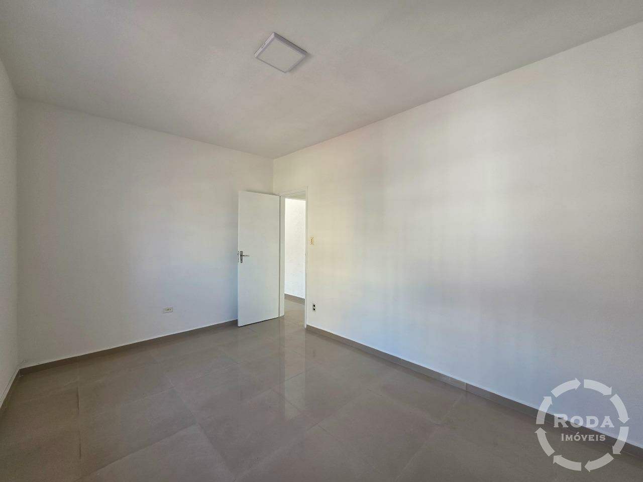 Apartamento para aluguel no Embaré: 