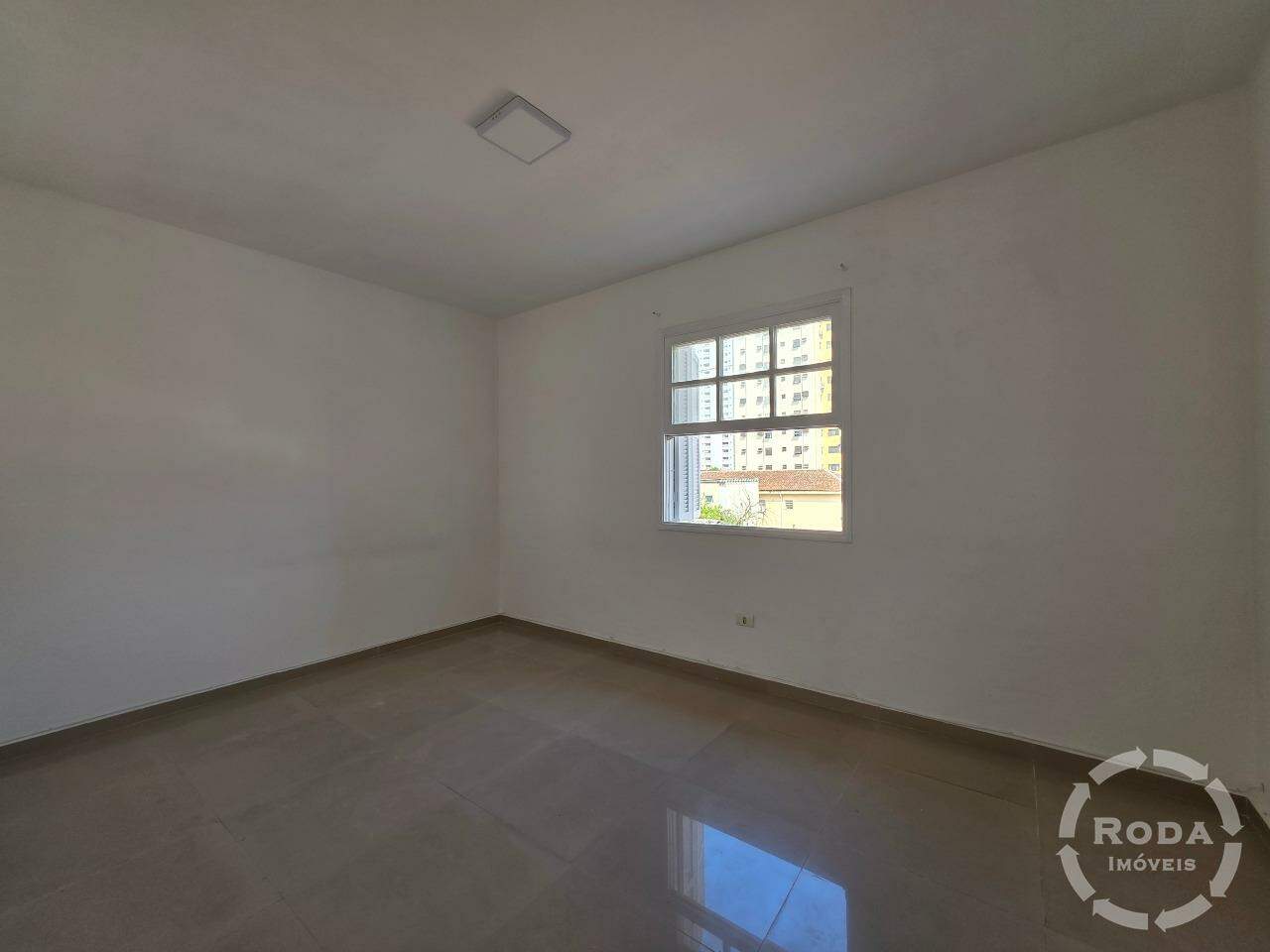 Apartamento para aluguel no Embaré: 