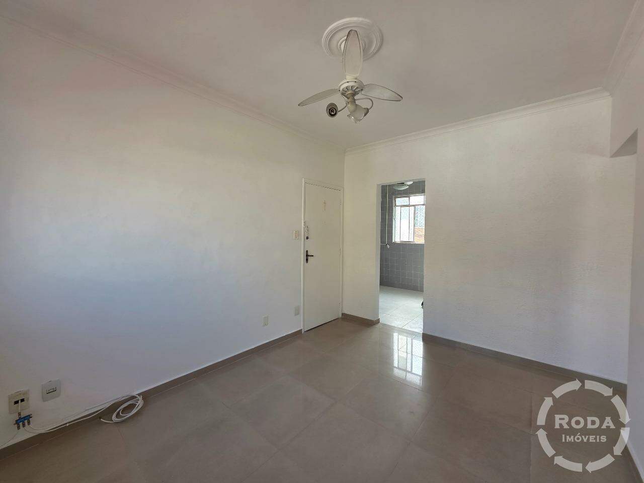Apartamento para aluguel no Embaré: 