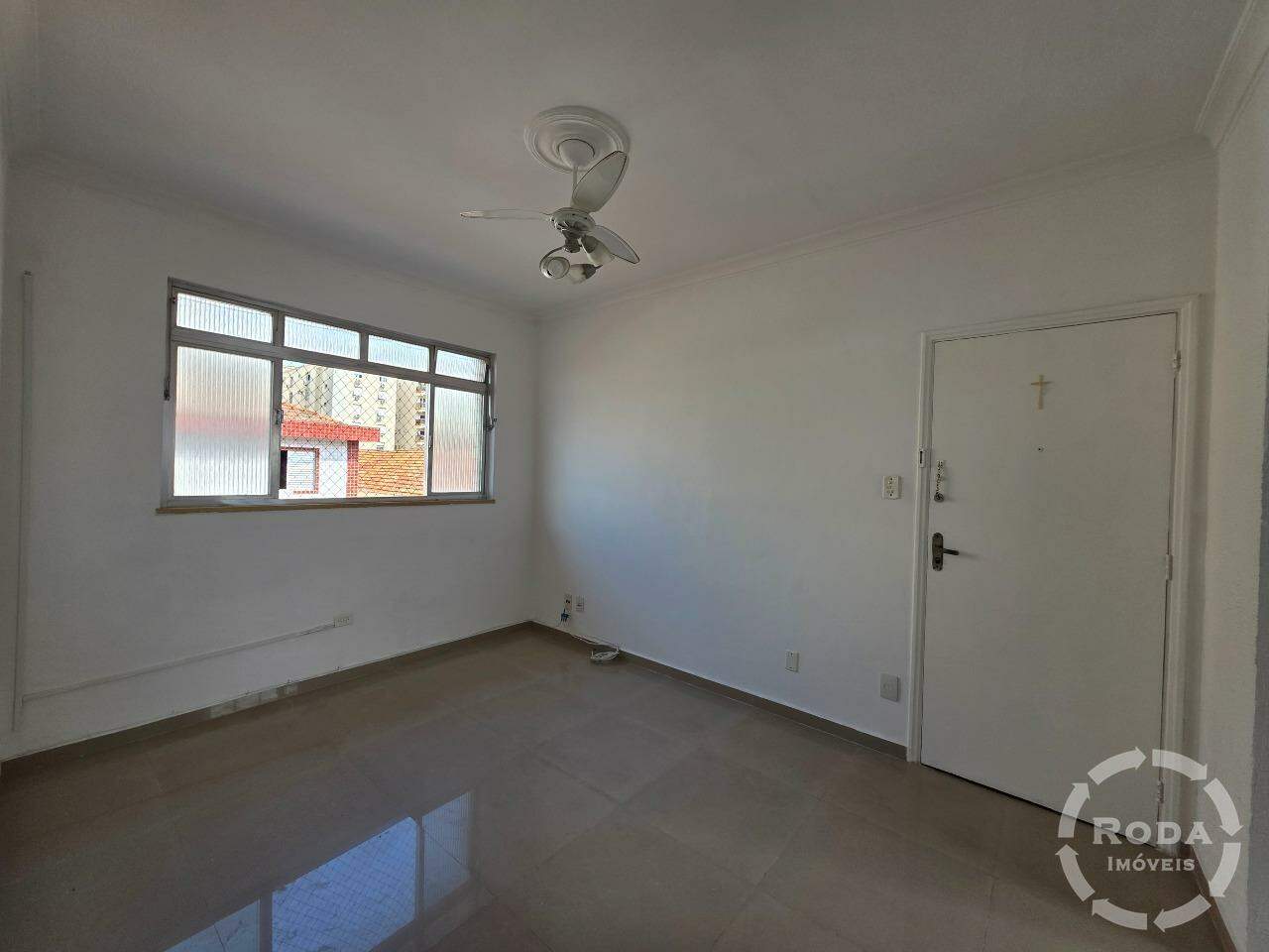 Apartamento para aluguel no Embaré: 