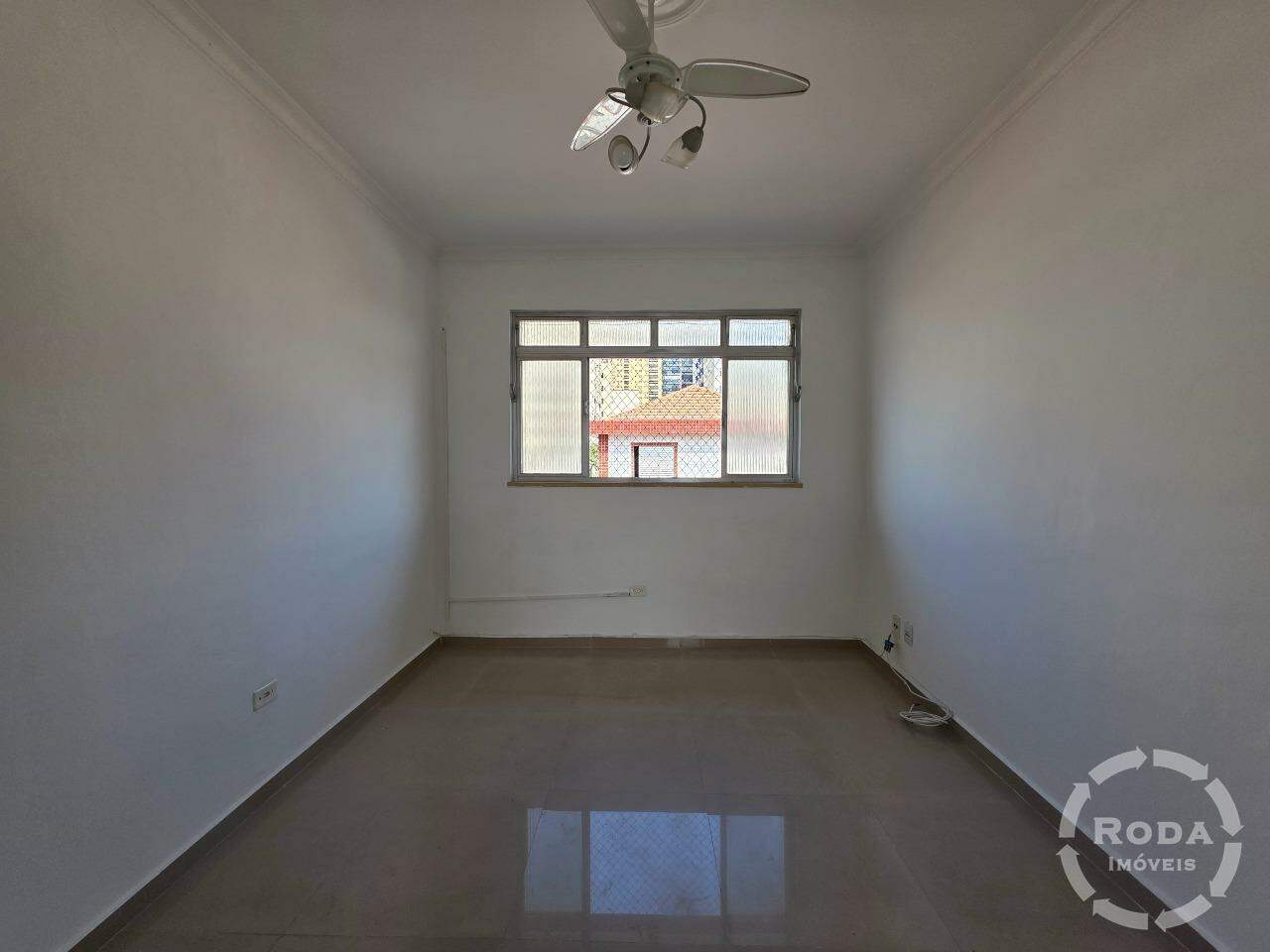Apartamento para aluguel no Embaré: 