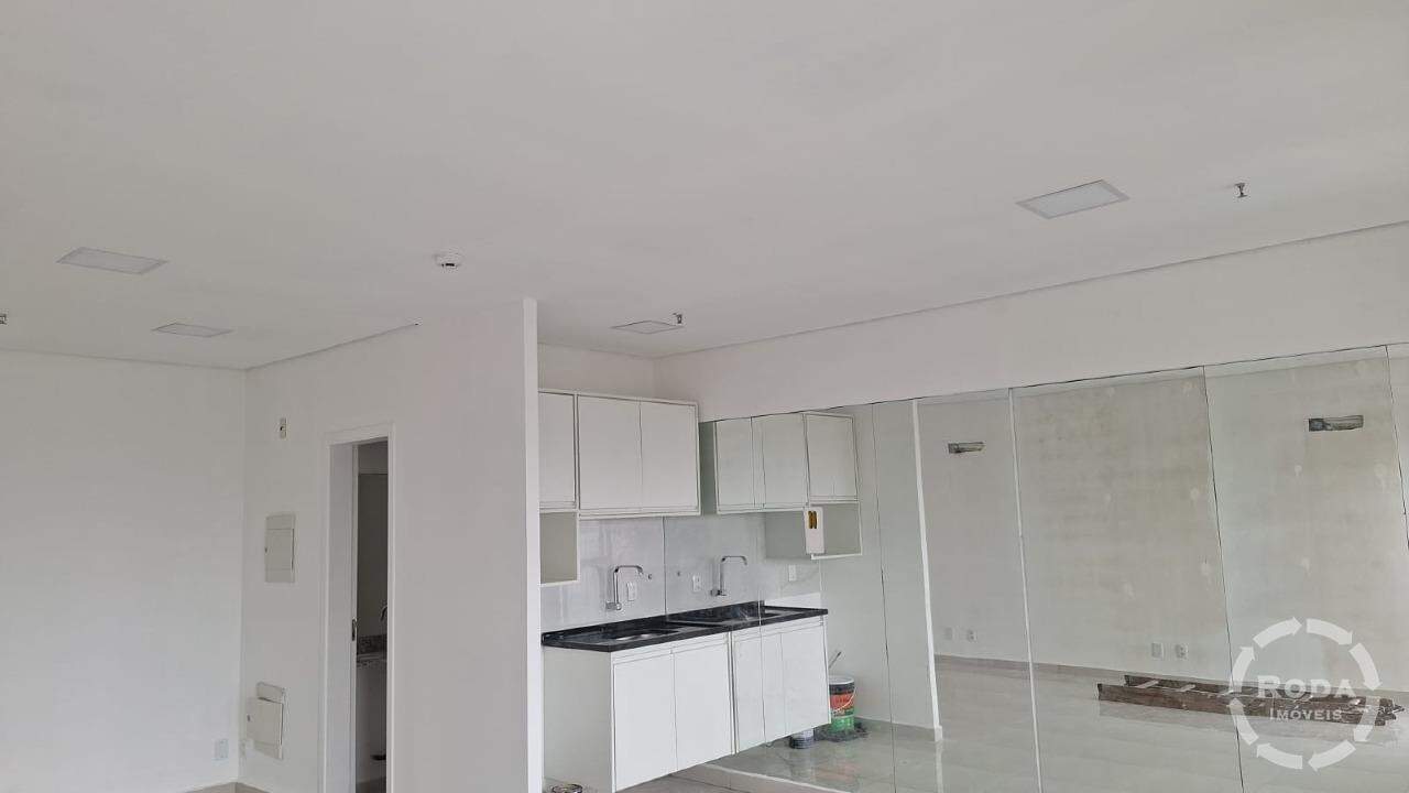 Sala à venda no Vila Mathias: 
