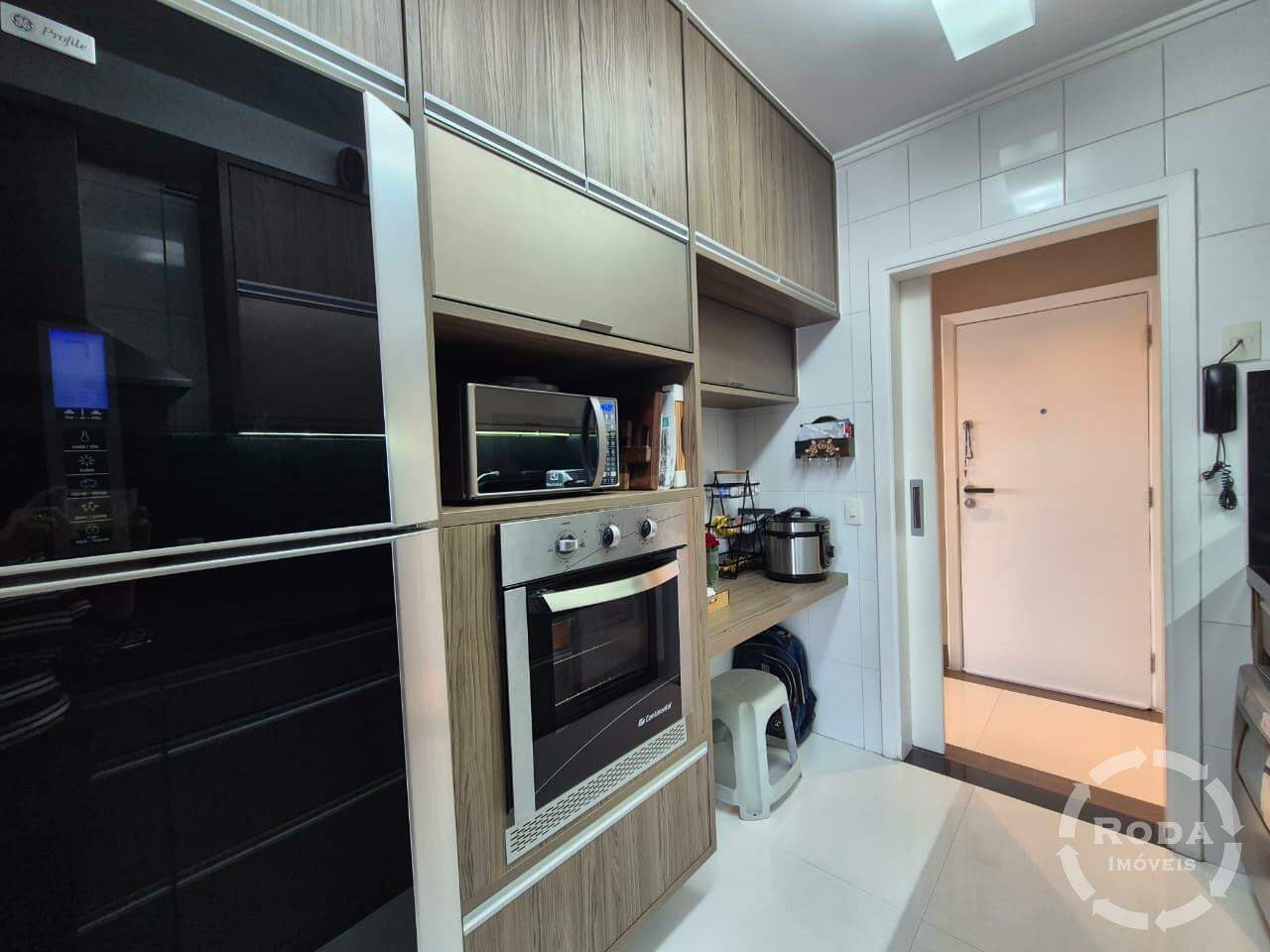 Apartamento à venda no Ponta da Praia: 