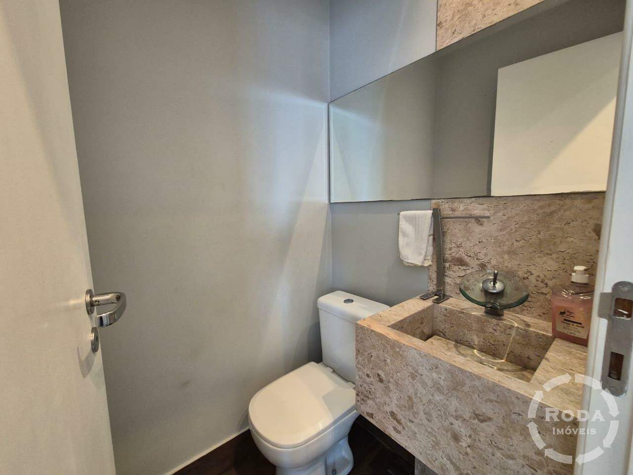 Apartamento à venda no Ponta da Praia: 