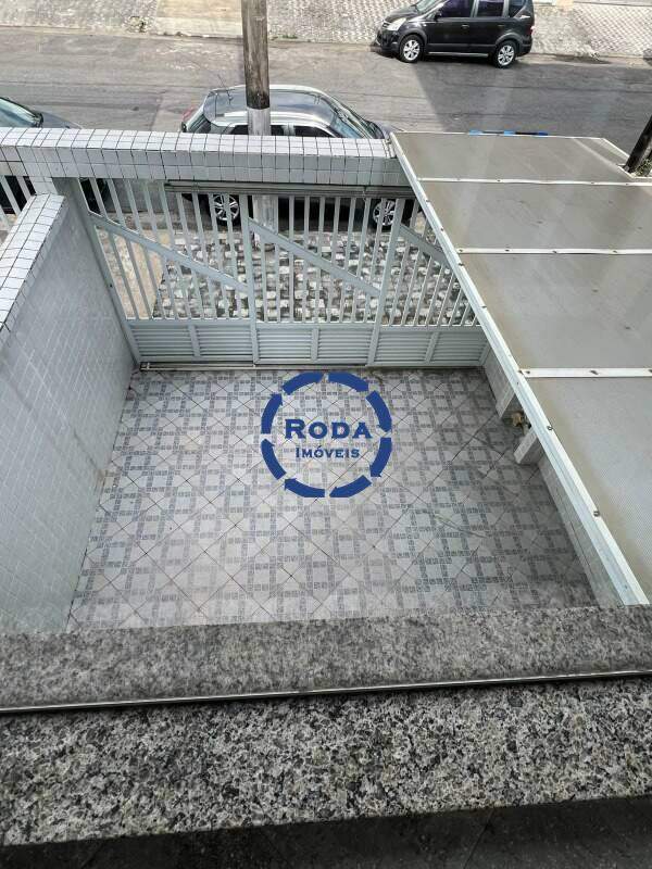 Casa Sobreposta Alta para aluguel no Ponta da Praia: 