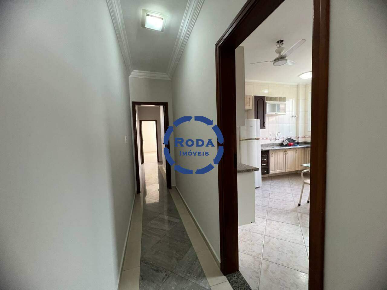 Casa Sobreposta Alta para aluguel no Ponta da Praia: 