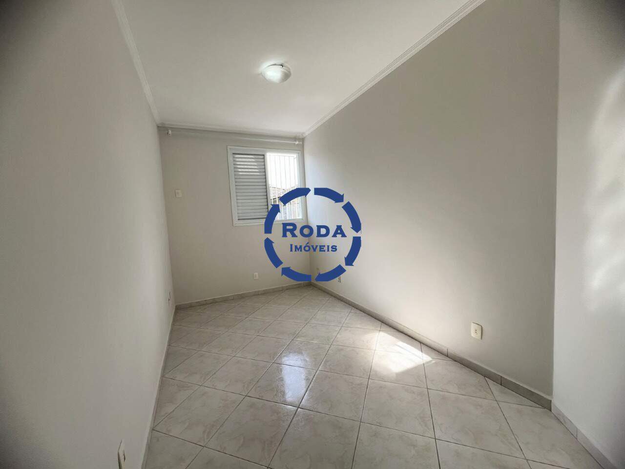 Casa Sobreposta Alta para aluguel no Ponta da Praia: 