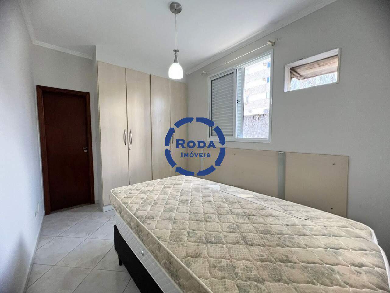 Casa Sobreposta Alta para aluguel no Ponta da Praia: 