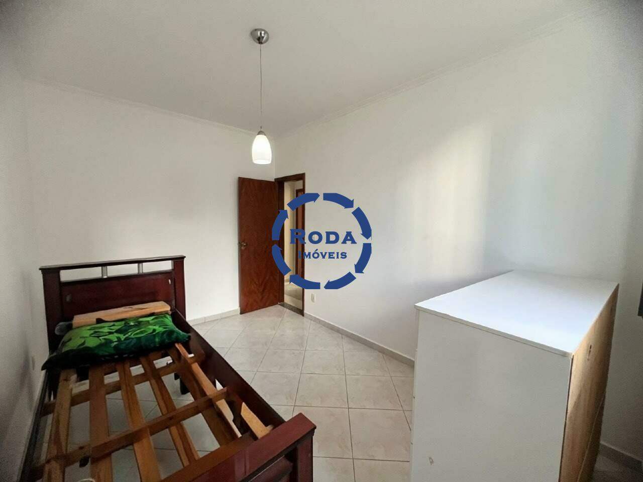 Casa Sobreposta Alta para aluguel no Ponta da Praia: 