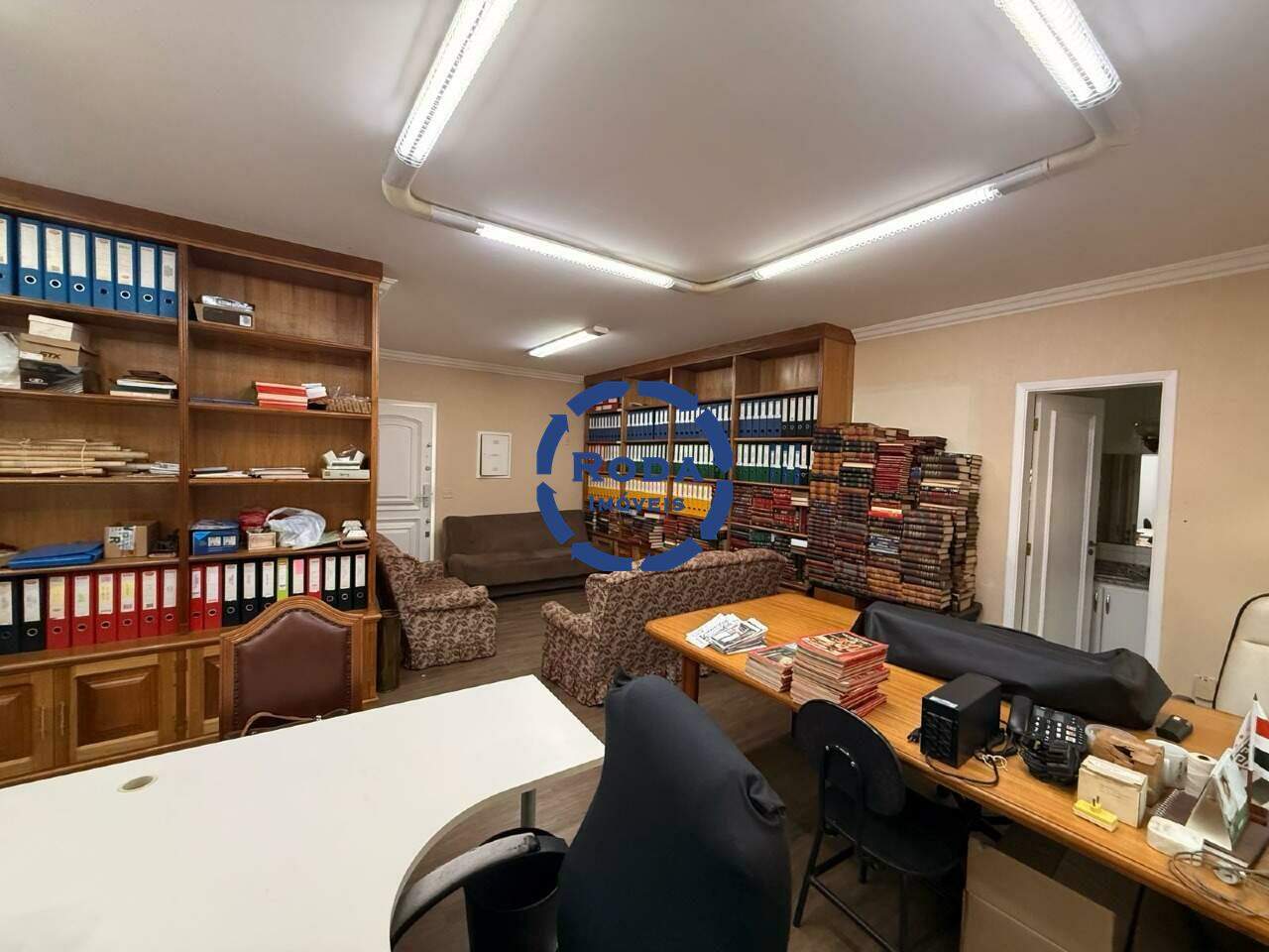 Sala à venda no Vila Mathias: 
