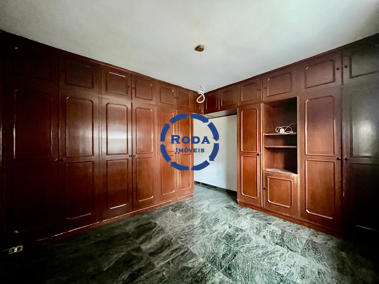 Apartamento para aluguel no Ponta da Praia: