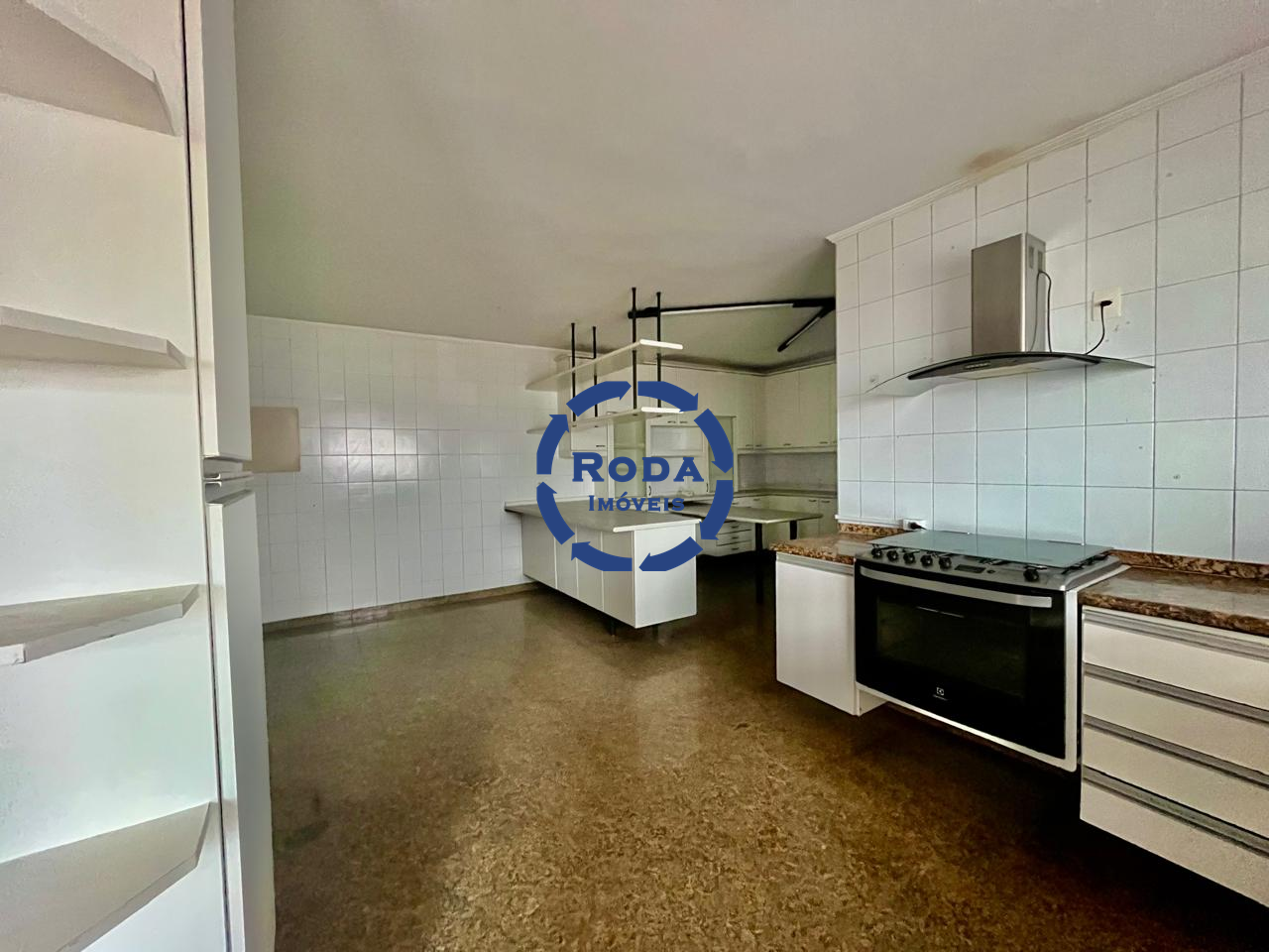 Apartamento para aluguel no Ponta da Praia: