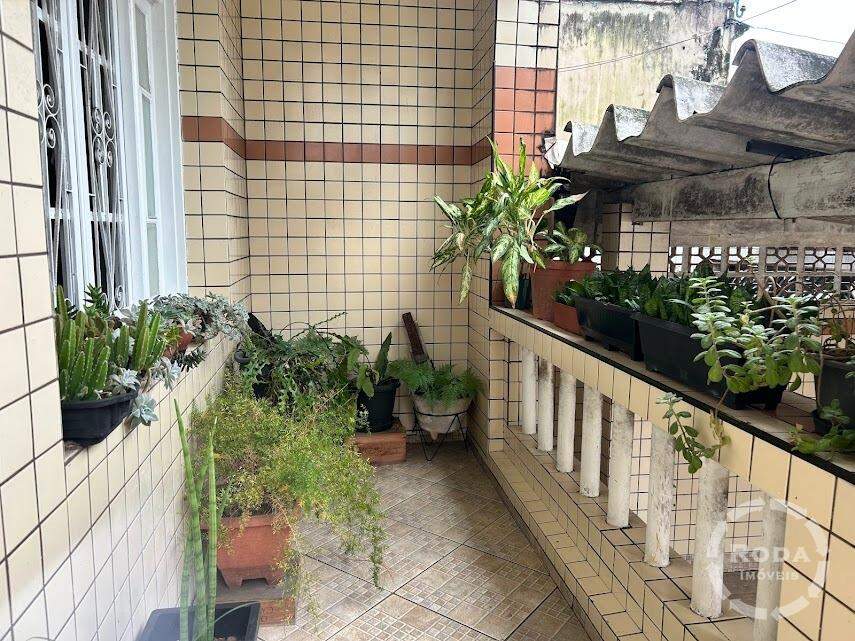 Sobrado Geminado à venda no Vila Mathias: 