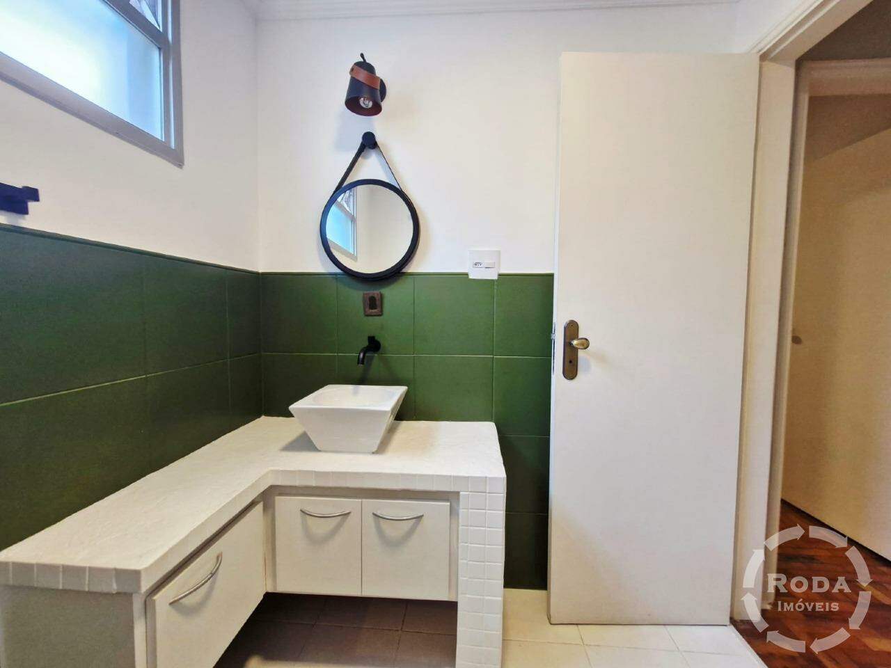 Apartamento para aluguel no Boqueirão: BANHEIRO SOCIAL